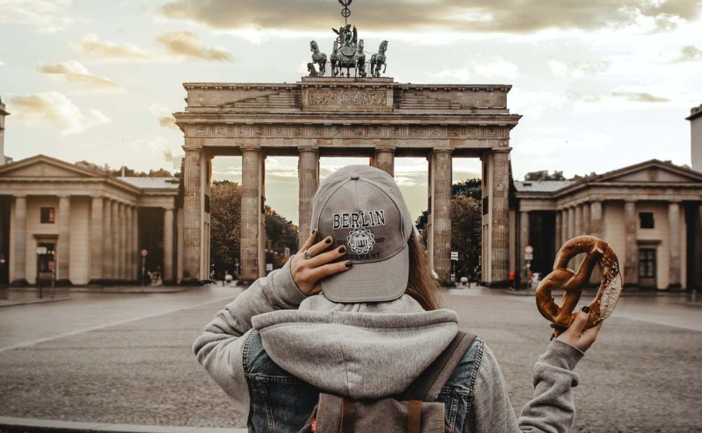 47 Survival German Travel Phrases You Need To Know Emma Loves German 47-survival-german-travel-phrases-you-need-to-know-emma-loves-german
