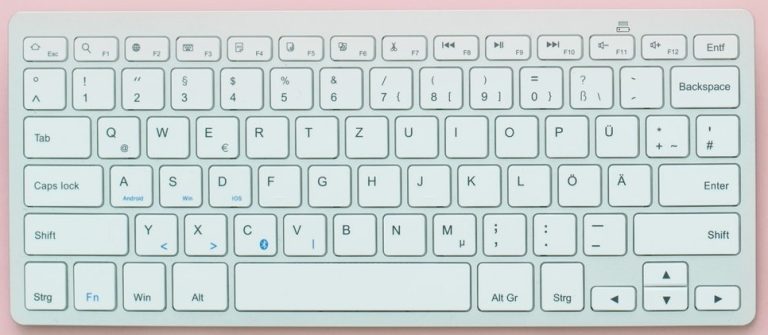 How to Type Umlauts: ä ö ü ß [on PC, Mac, iPhone & Android] – Emma ...
